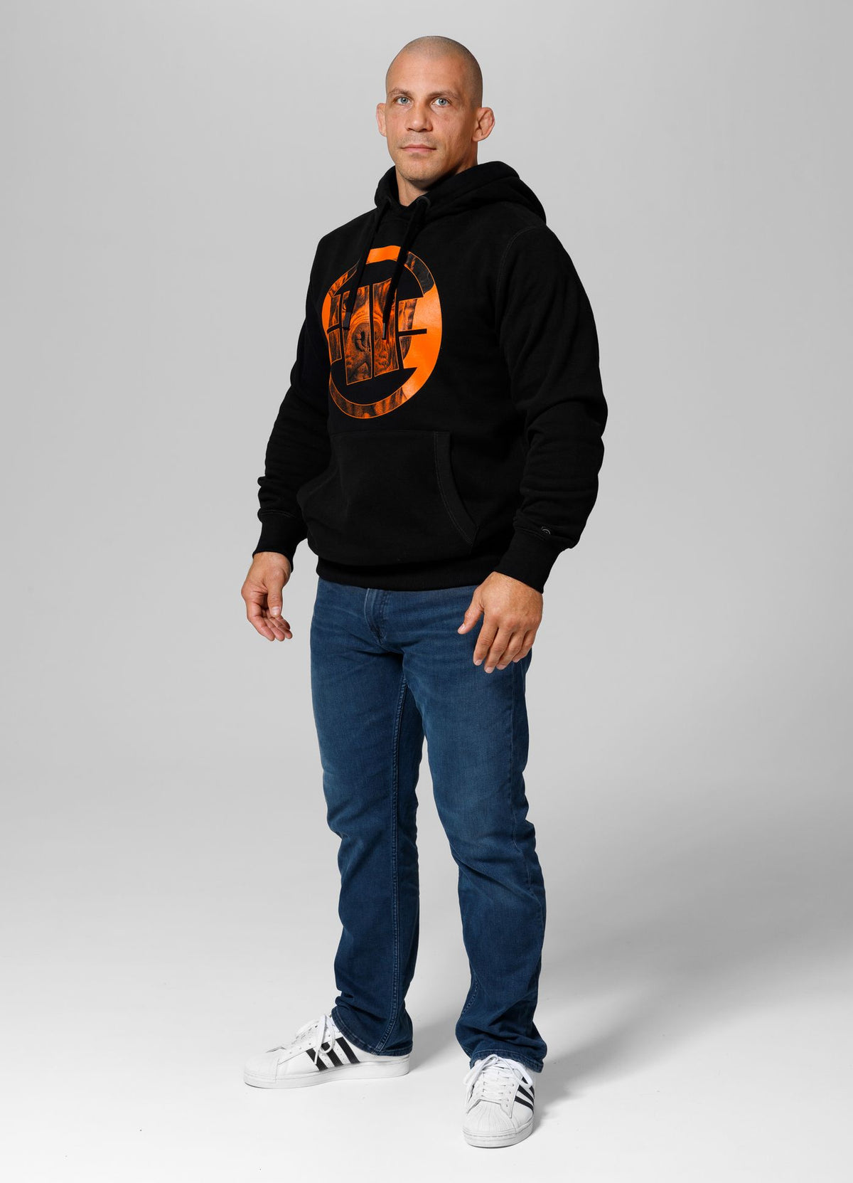 Hoodie Orange Dog 24 - Schwarz