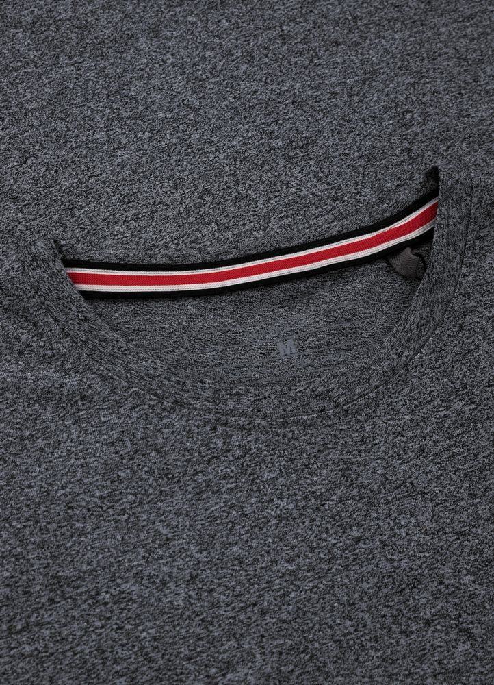 T-Shirt Custom Fit Small Logo
