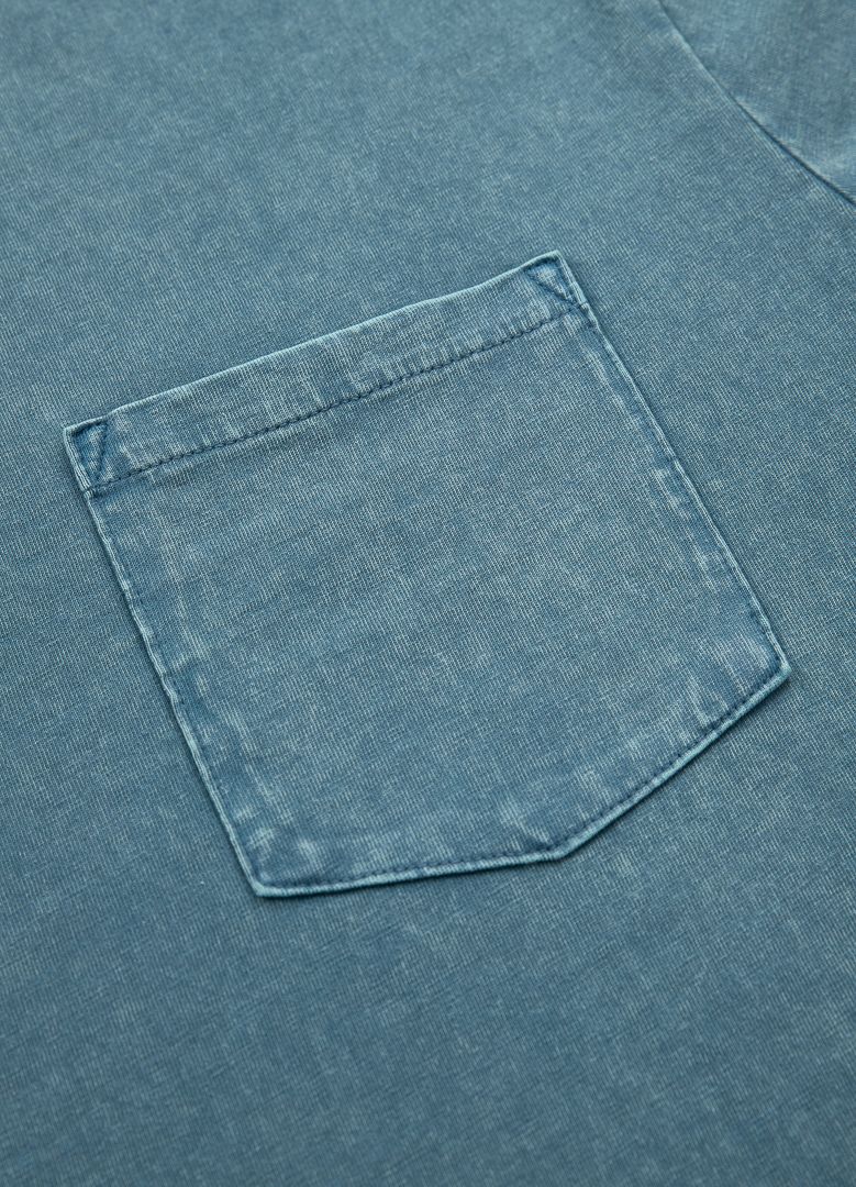 POCKET T-Shirt Hellblau