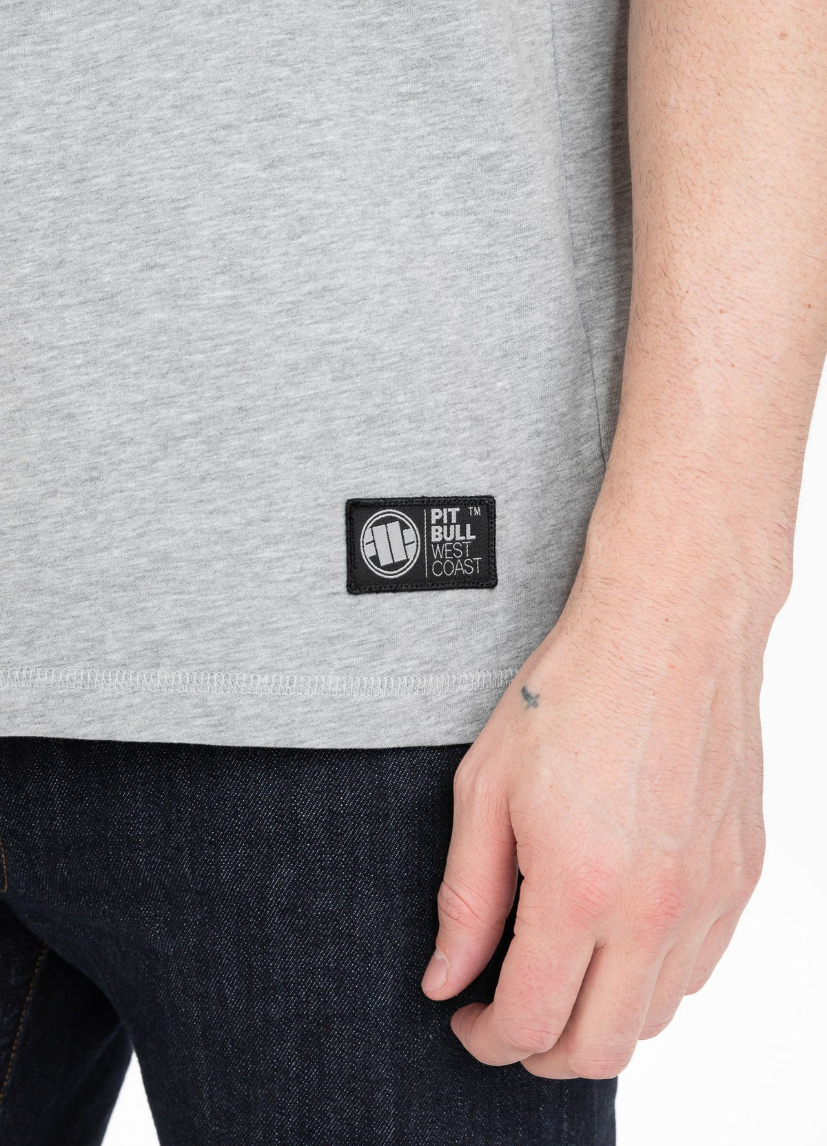 T-Shirt Garment Washed Raglan Small Logo - Pitbull.eu