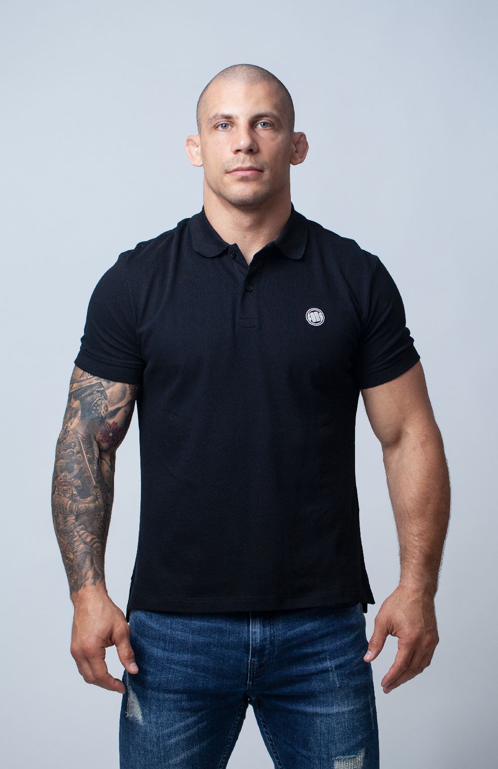 POLOSHIRT CIRCLE LOGO SCHWARZ