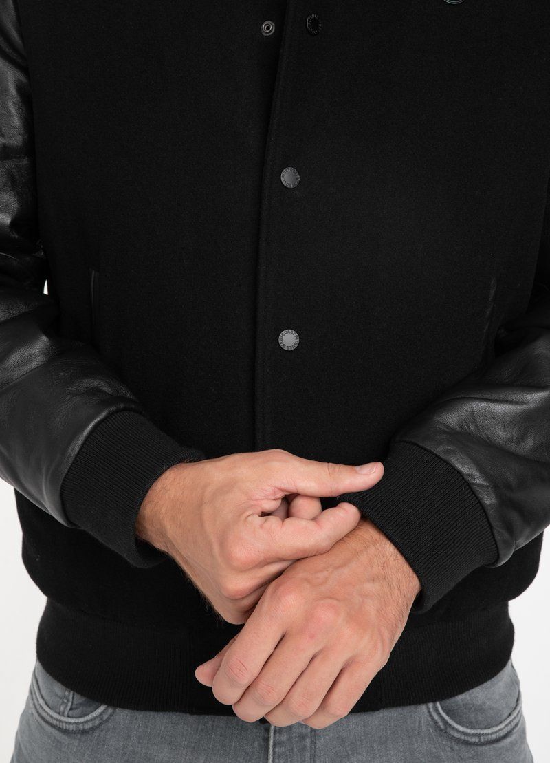Herren Übergangsjacke Melton Small Logo