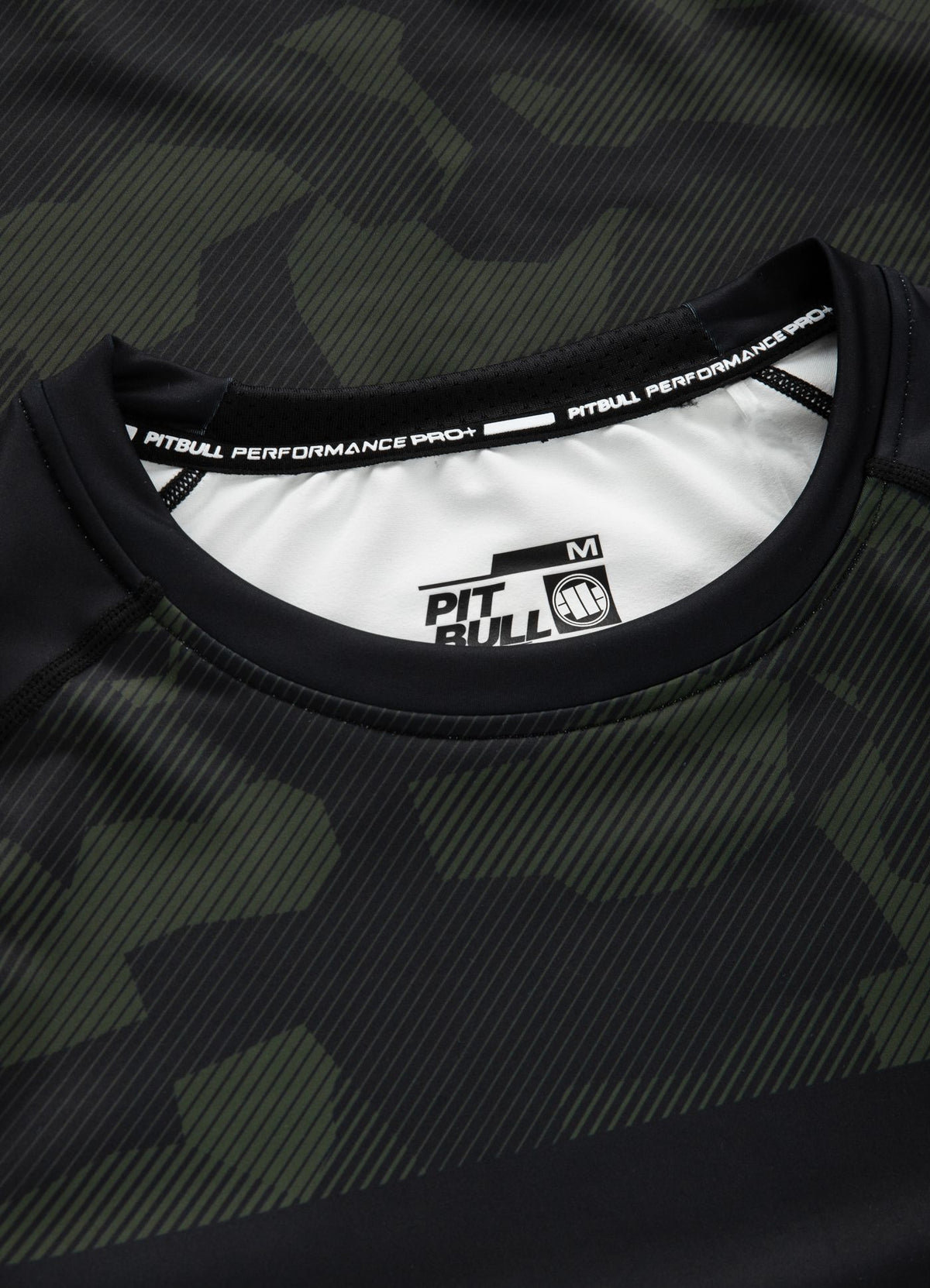 Rashguard Langarm tailliert DILLARD CASINO Olive Camo