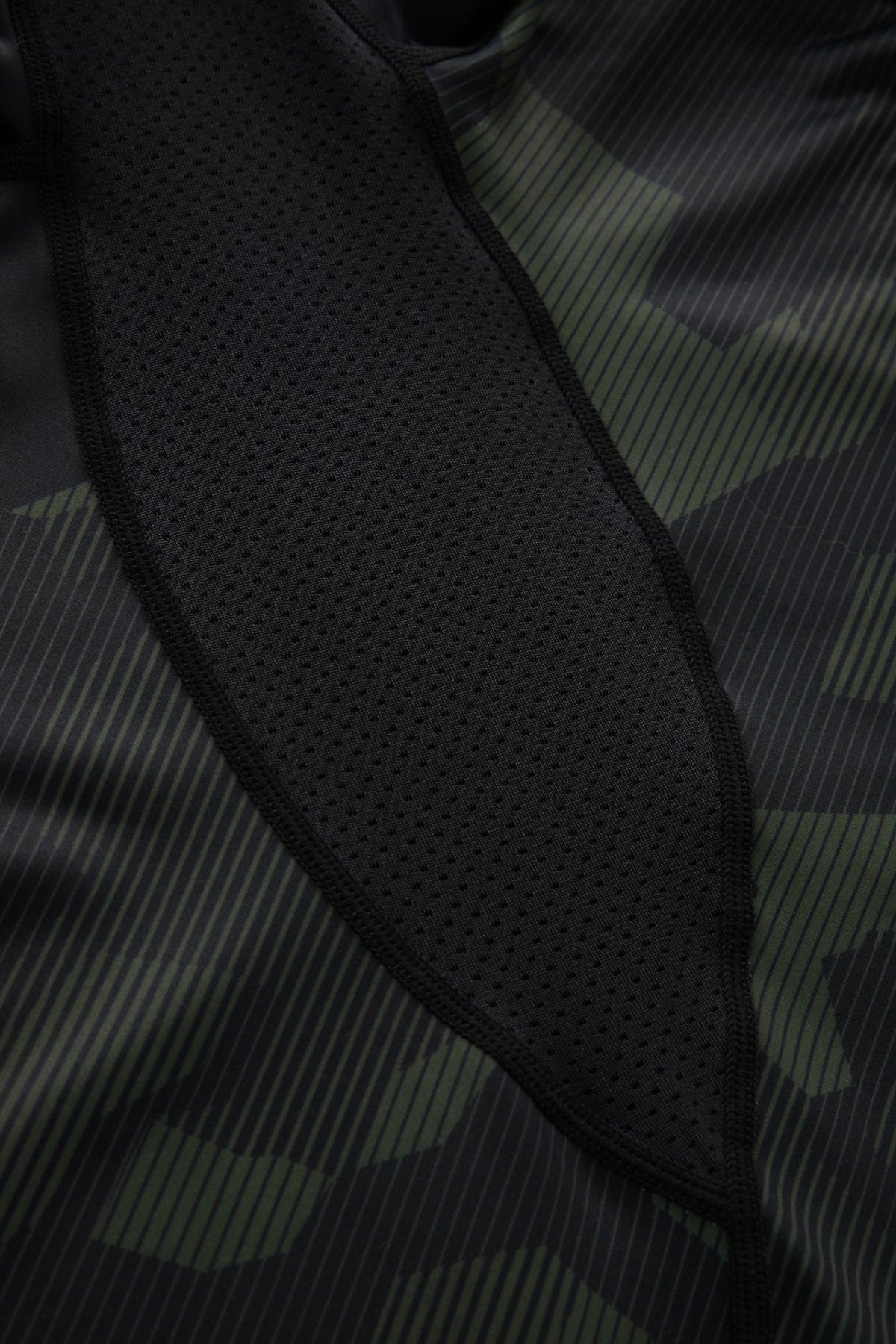 Rashguard Langarm tailliert DILLARD CASINO Olive Camo