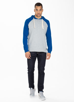 Langarmshirt mit Kapuze, Garment Washed Raglan, kleines Logo