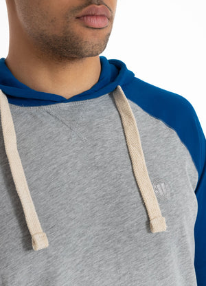 Langarmshirt mit Kapuze, Garment Washed Raglan, kleines Logo