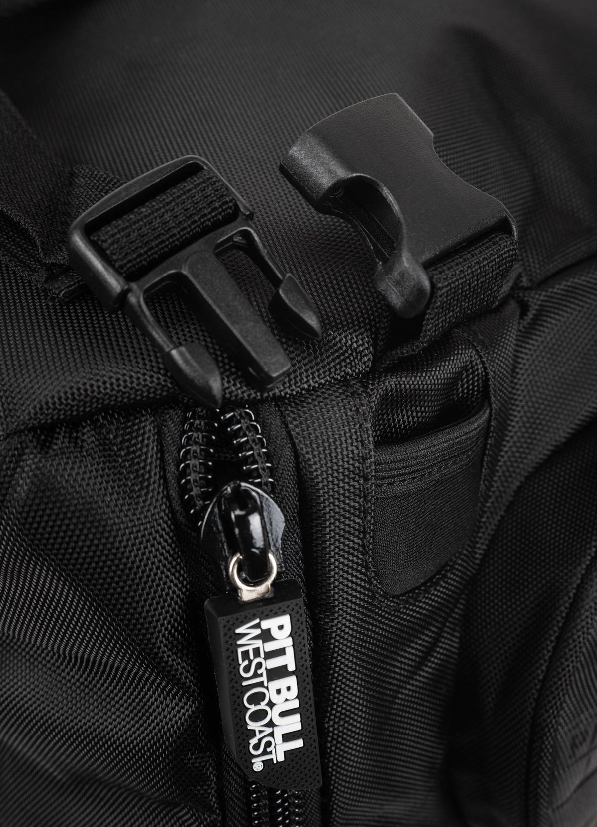 Großer Trainingsrucksack LOGO Schwarz 