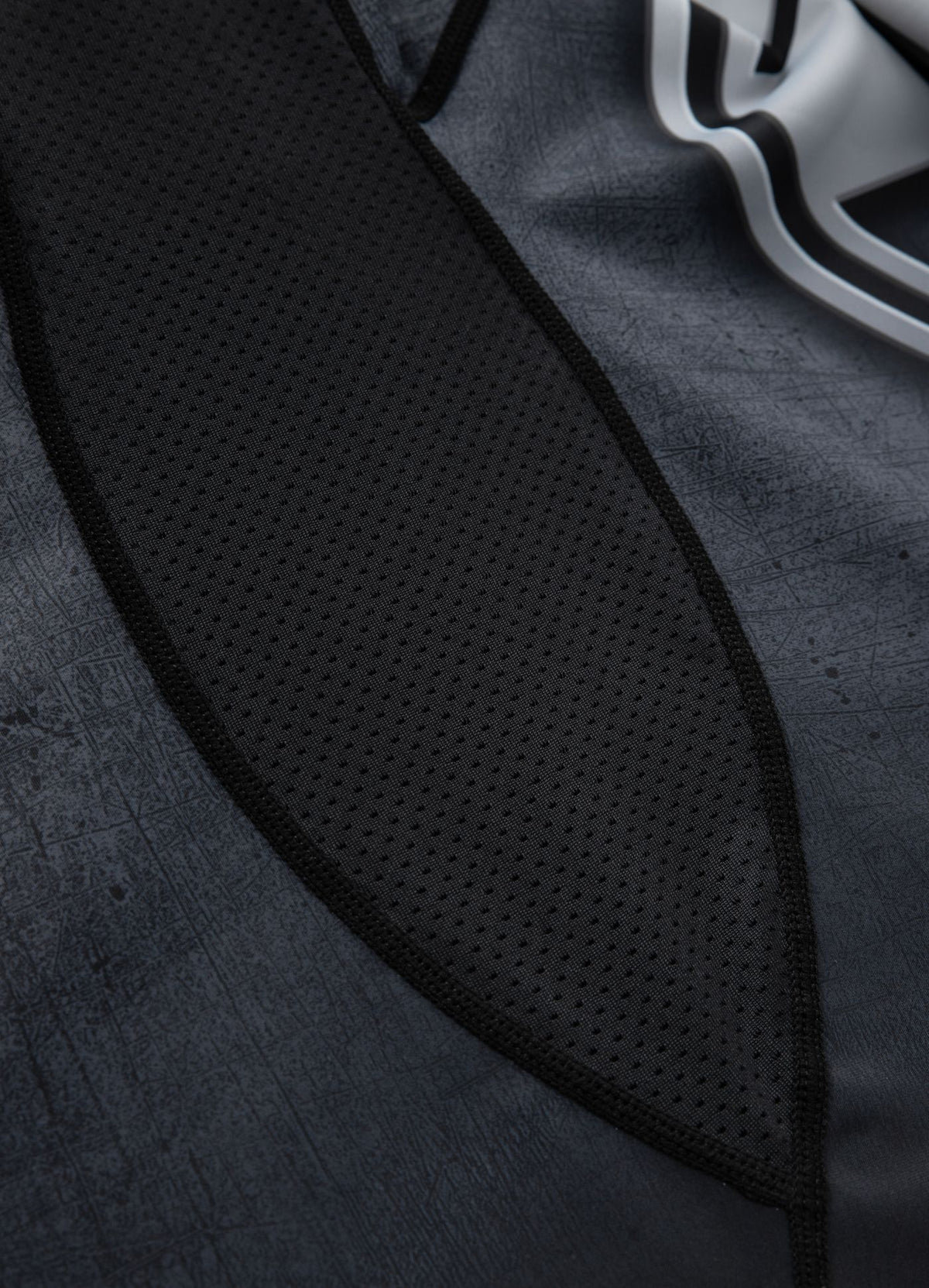 Rashguard ausgestattet mit SCRATCH Grey