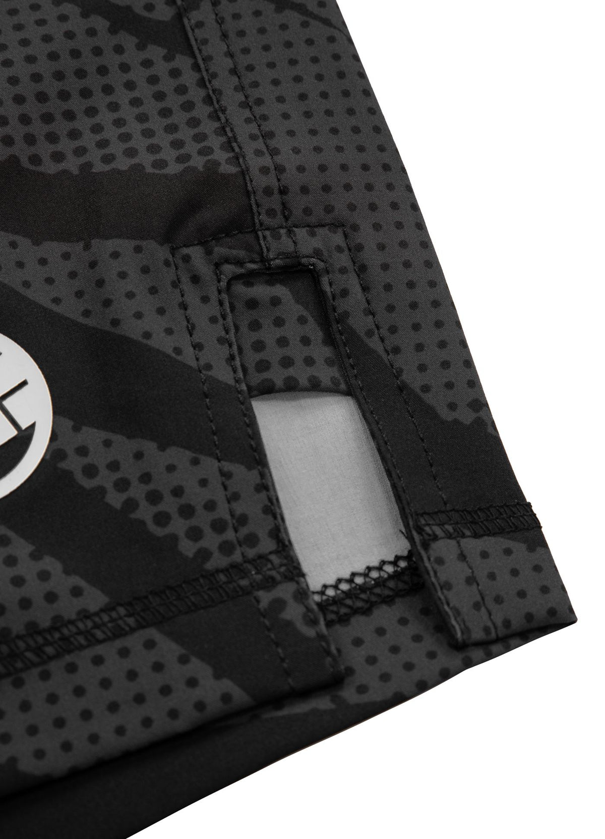 Sportshorts Performance Pro plus Dot Camo II